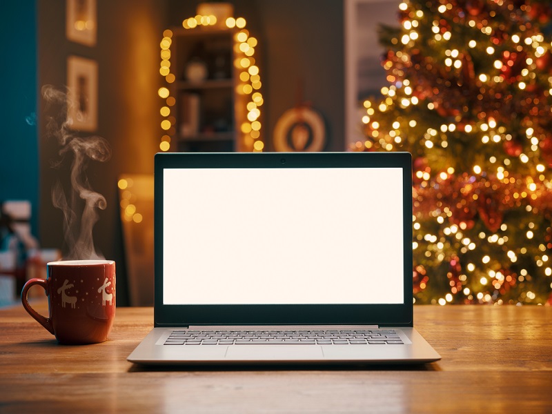 christmas lights with laptop